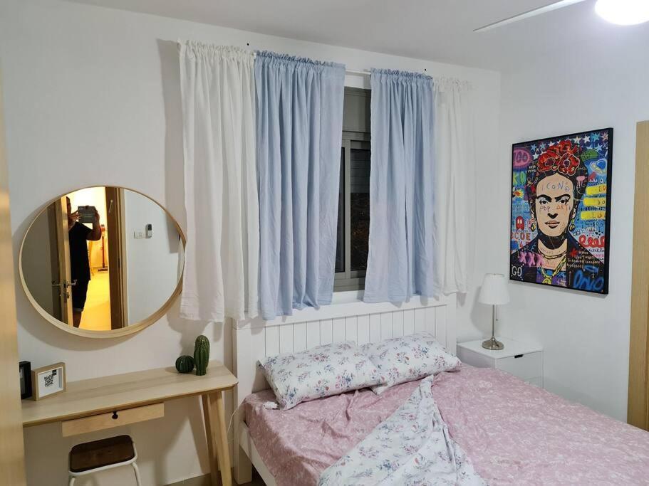 Appartamento מרחק נגיעה בתקווה Petach Tikva Esterno foto